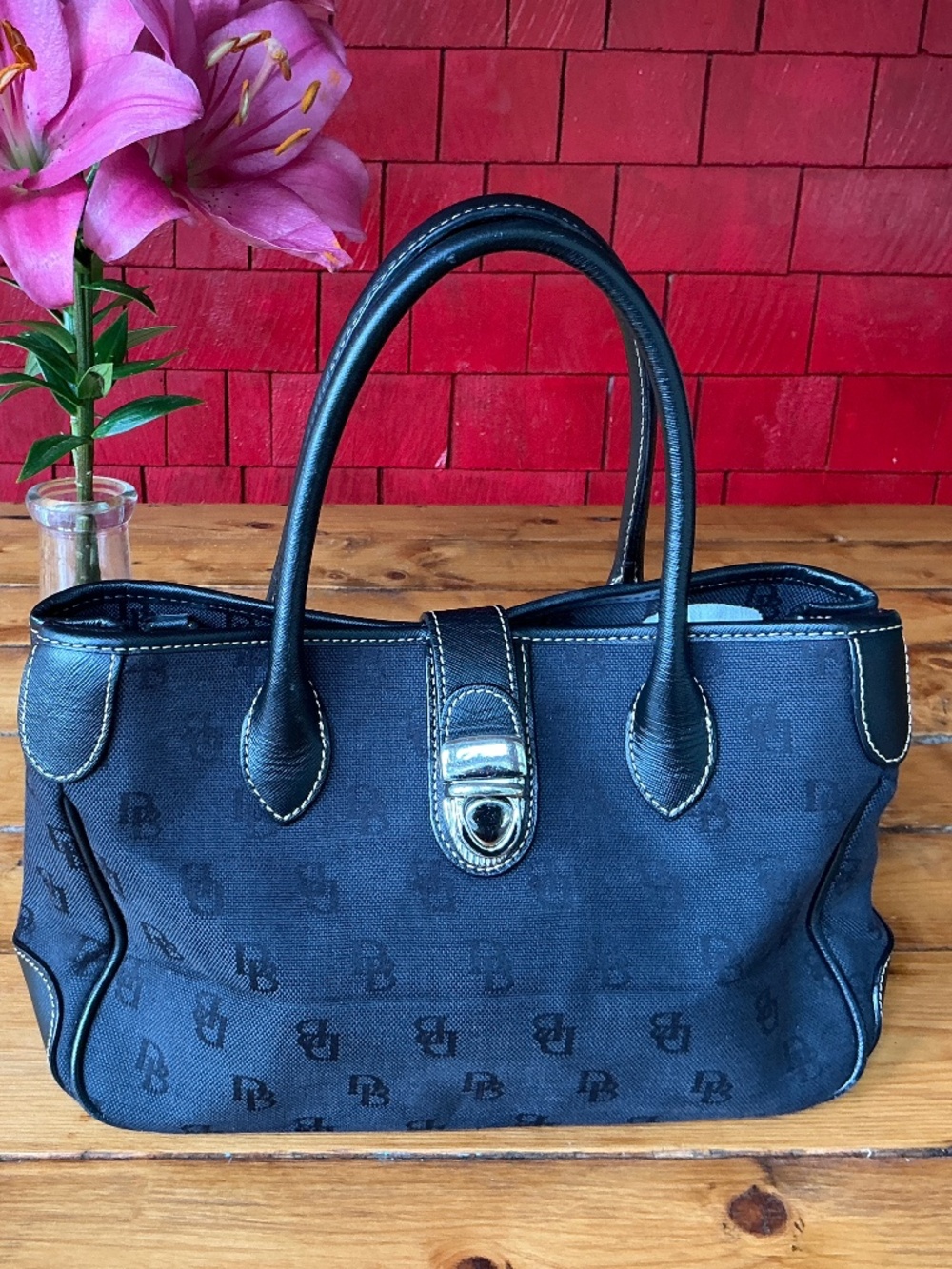 Vintage DOONEY & BOURKE Hand Bag - Black